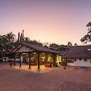 https://san-jose-de-puembo-quito-airport-an-ascend-hotel-collection.hotelsquito.com